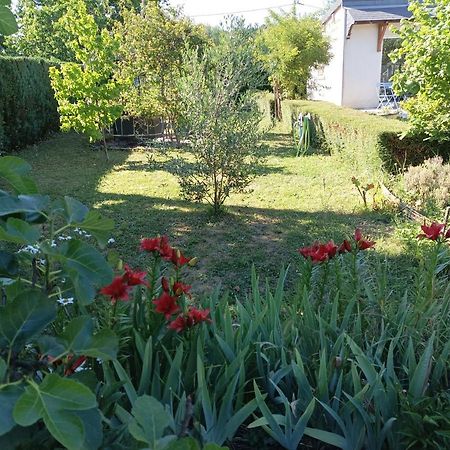 Chambre D'Hotes "Les Paturelles" Fougeres-sur-Bievre Ngoại thất bức ảnh