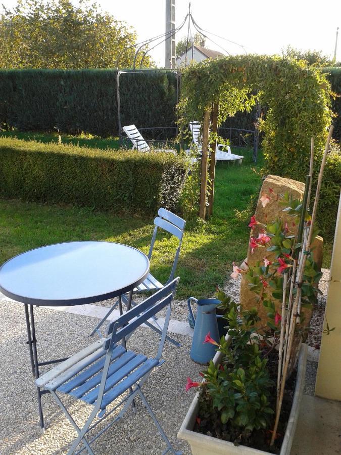 Chambre D'Hotes "Les Paturelles" Fougeres-sur-Bievre Ngoại thất bức ảnh