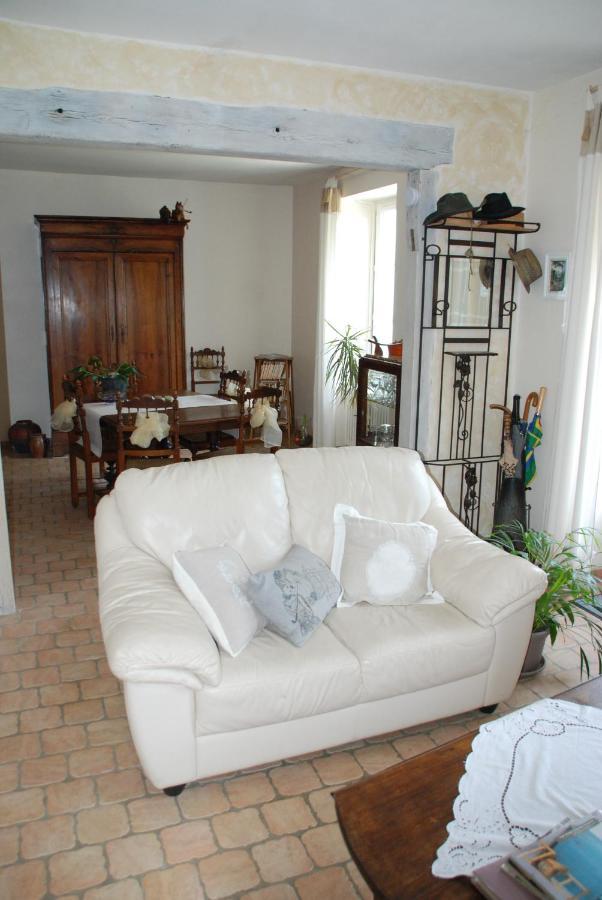 Chambre D'Hotes "Les Paturelles" Fougeres-sur-Bievre Ngoại thất bức ảnh