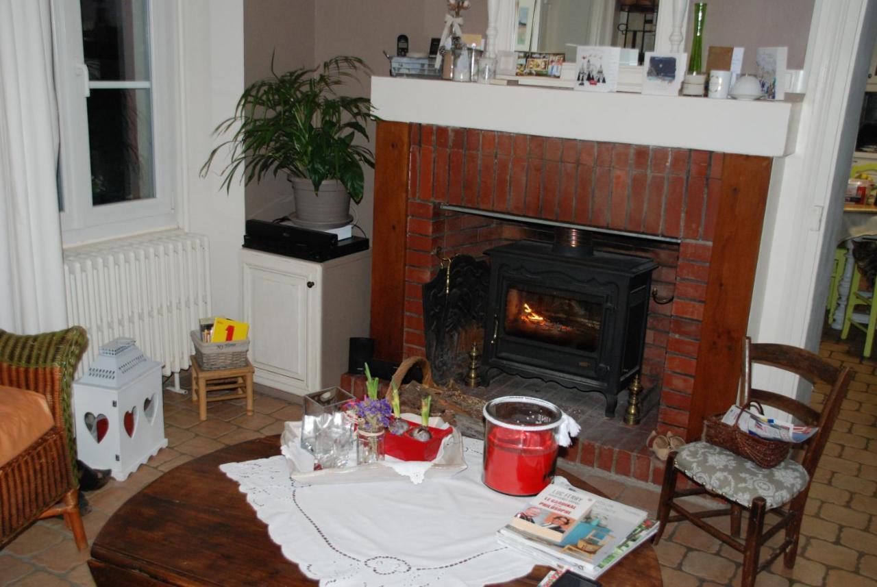 Chambre D'Hotes "Les Paturelles" Fougeres-sur-Bievre Ngoại thất bức ảnh