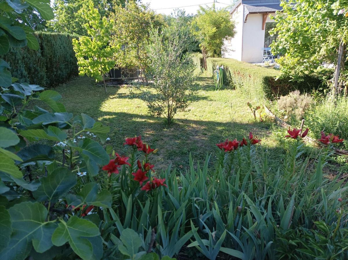 Chambre D'Hotes "Les Paturelles" Fougeres-sur-Bievre Ngoại thất bức ảnh